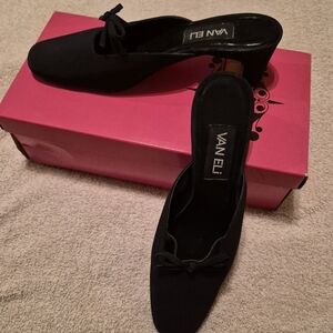 Vaneli Alfreda Black Mule Heels Size 7.5 Narrow Dillard’s